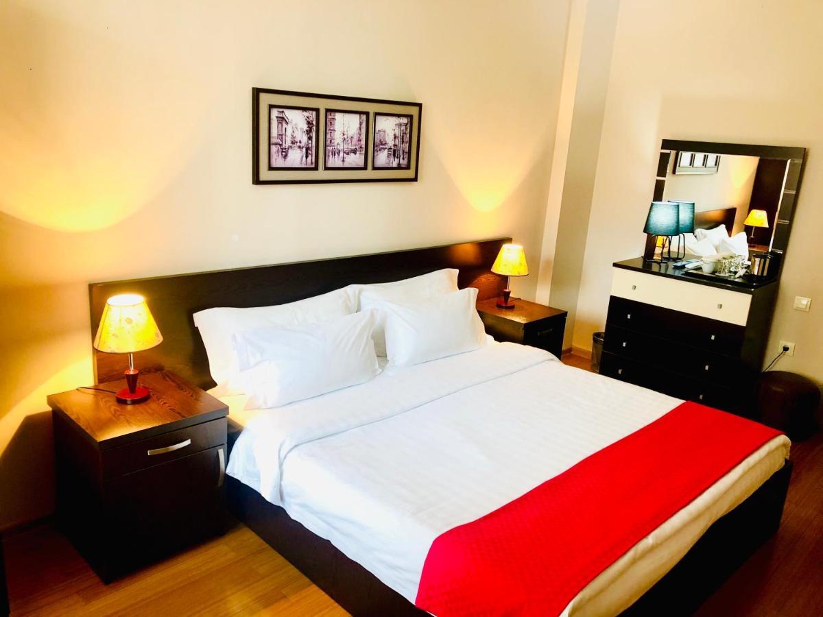 Hotel Aisi Batumi Luaran gambar
