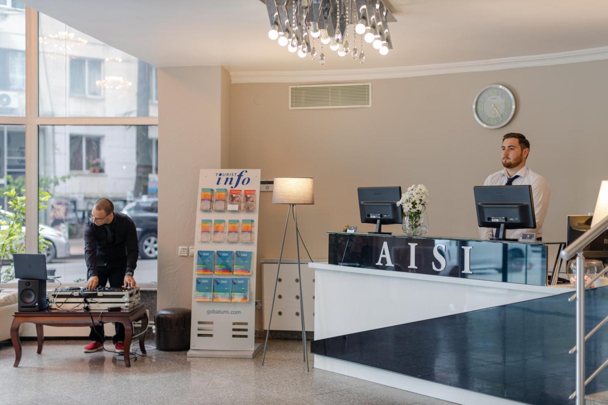 Hotel Aisi Batumi Luaran gambar