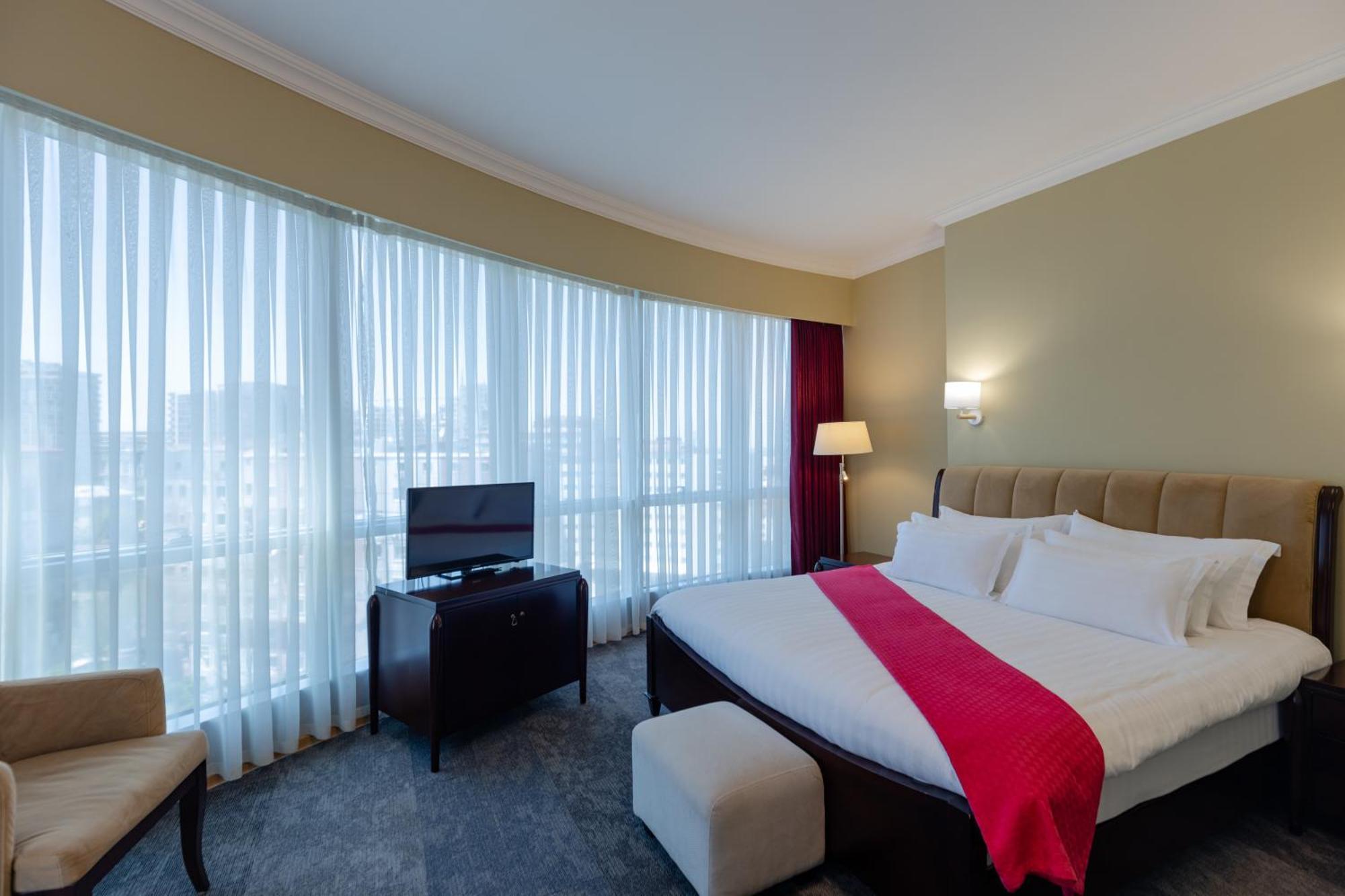 Hotel Aisi Batumi Luaran gambar